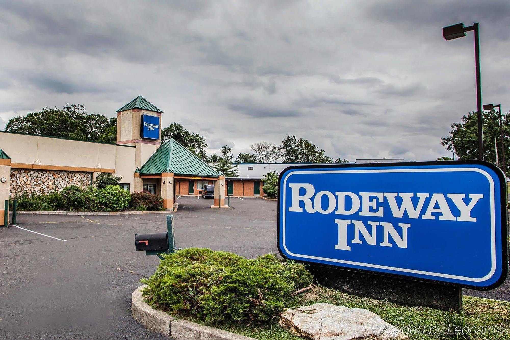 Rodeway Inn Conference Center Montgomeryville Esterno foto